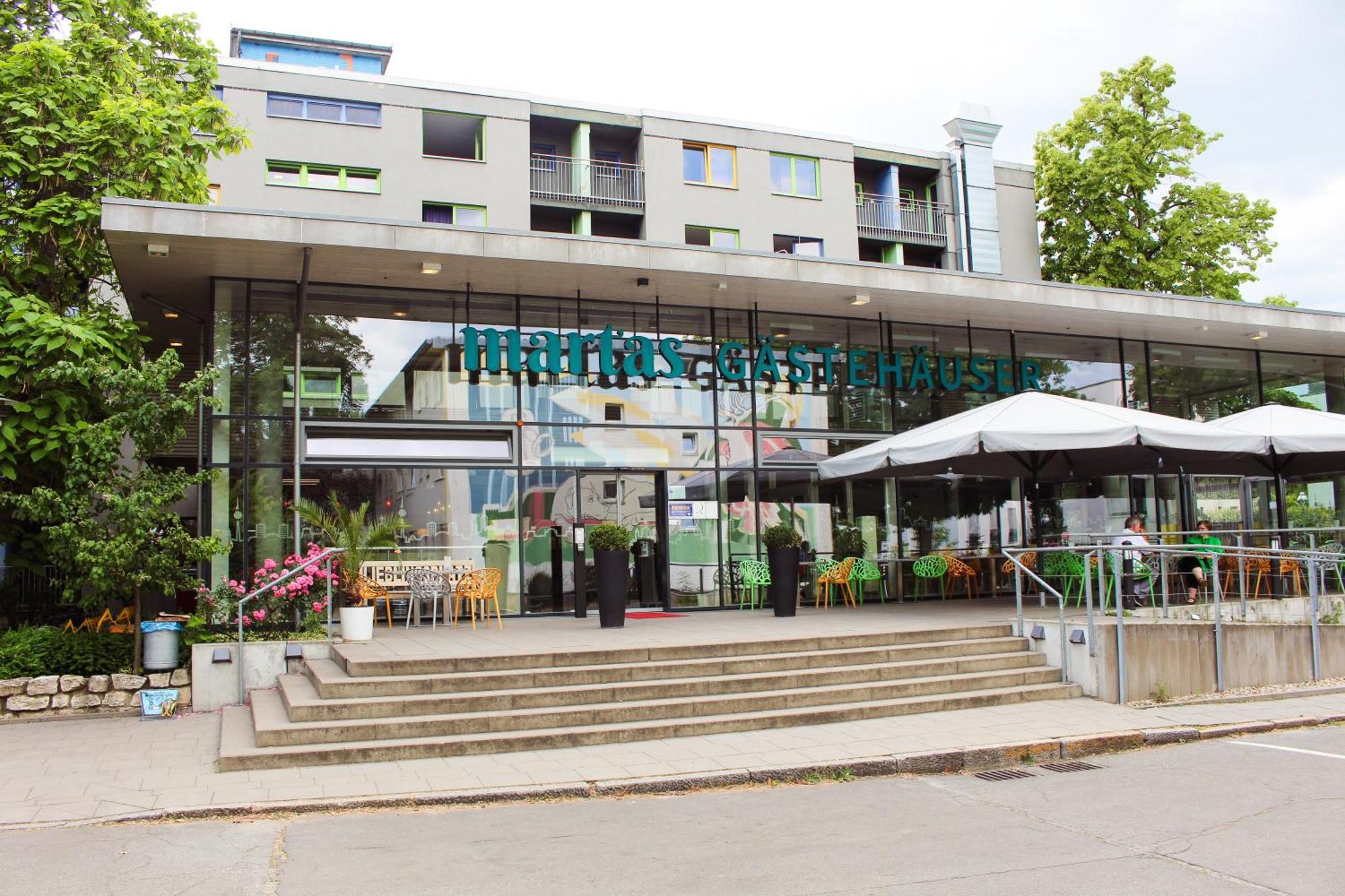 Martas Gaestehaeuser Hauptbahnhof Berlin — Fotos 1